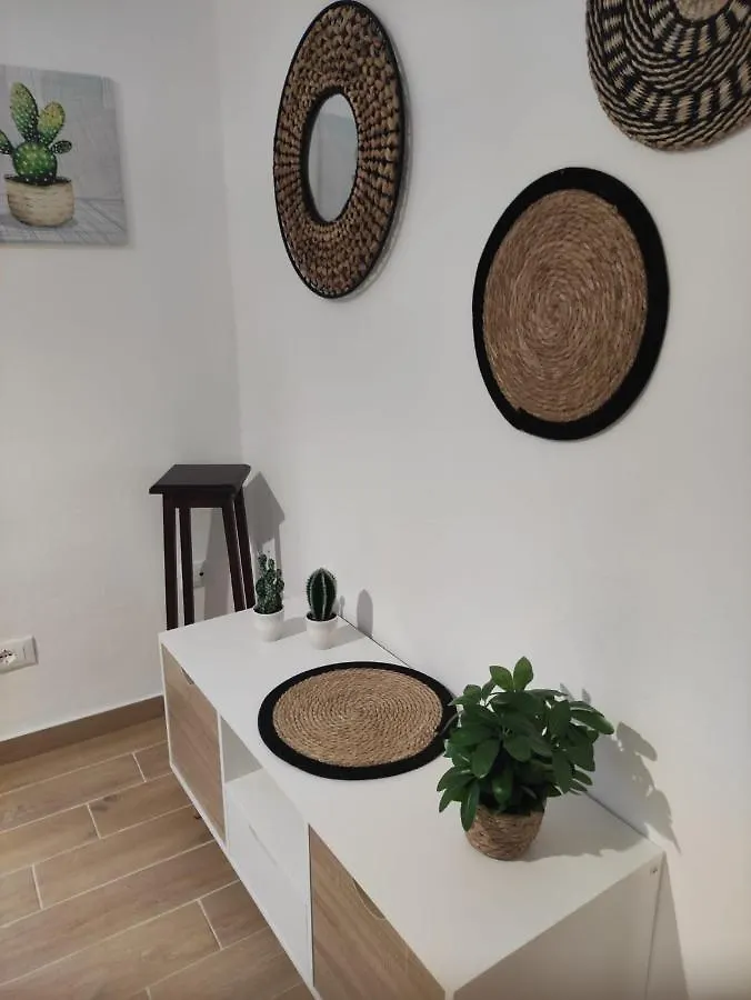 Tanufe Casa Vacanze Сан-Леоне 0*,  Италия