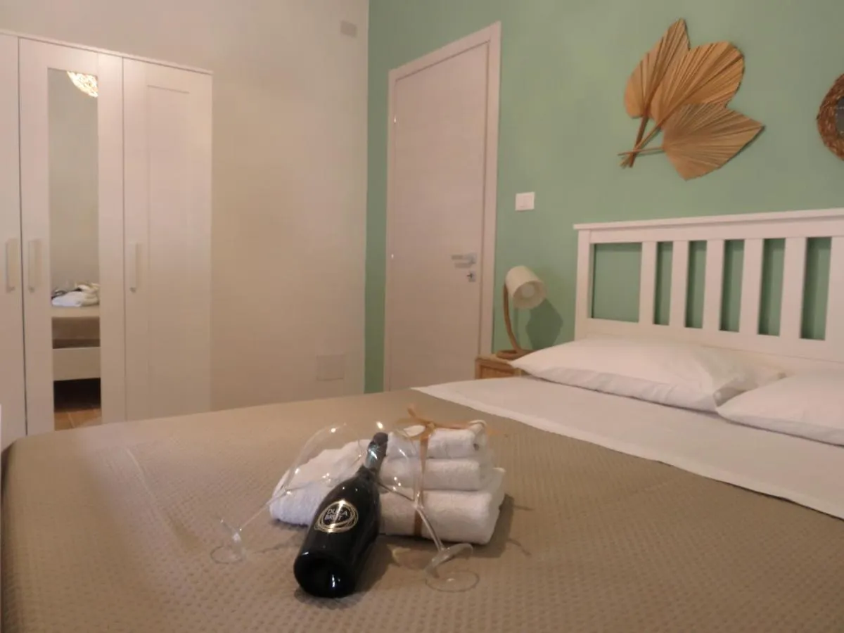Tanufe Casa Vacanze San Leone Bed & Breakfast